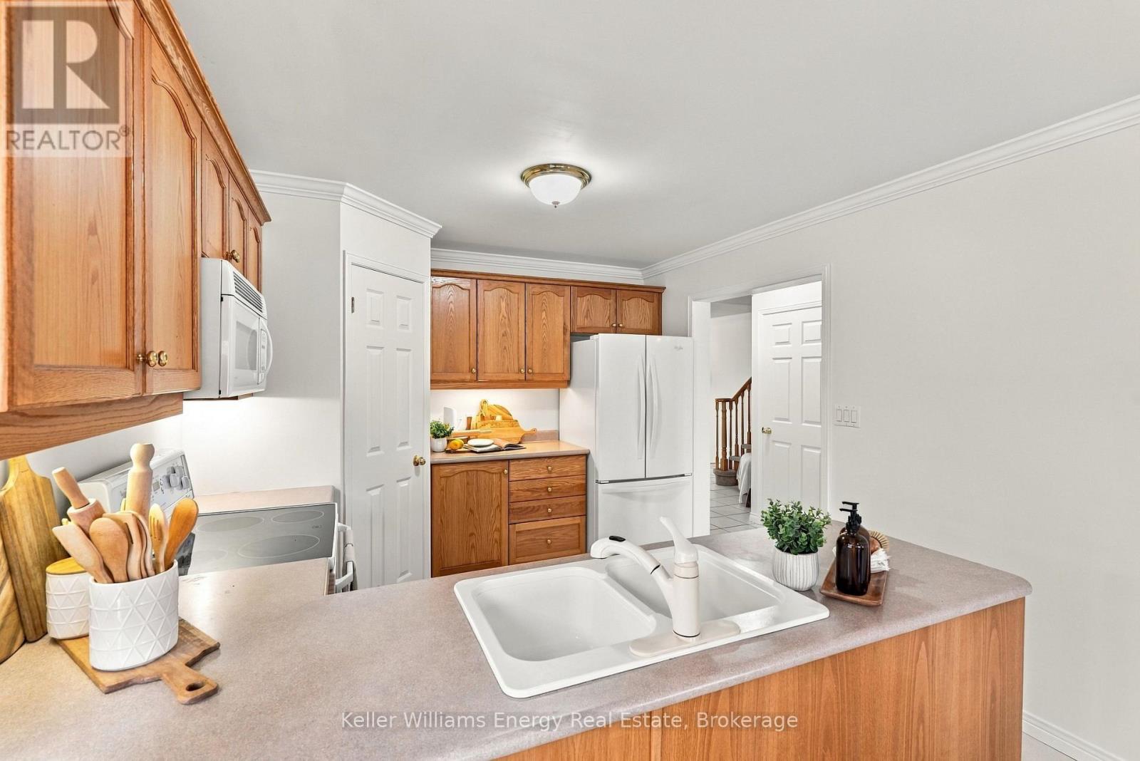 89 Fieldcrest Avenue, Clarington, Ontario  L1E 2Y9 - Photo 5 - E14087038