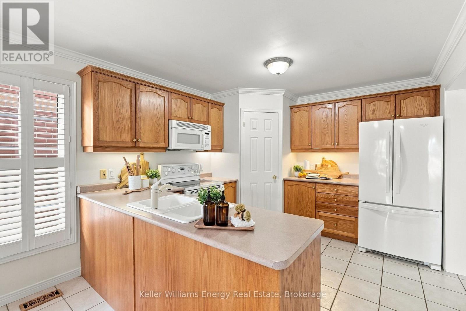 89 Fieldcrest Avenue, Clarington, Ontario  L1E 2Y9 - Photo 6 - E14087038