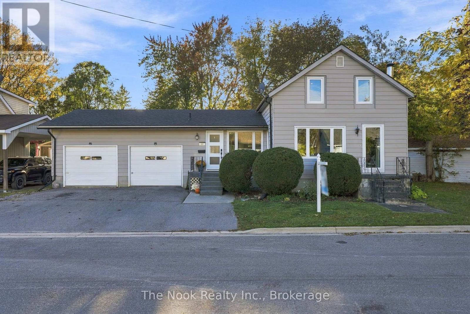28 Purdy Street, Belleville, Ontario  K8P 1Y9 - Photo 1 - X14087108