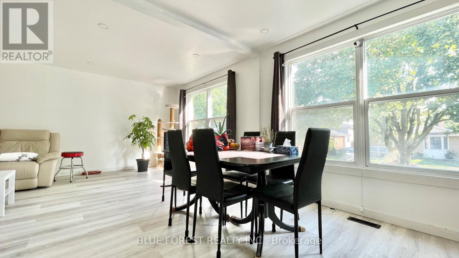 2-53 TUMBLEWEED CRESCENT, London South, Ontario