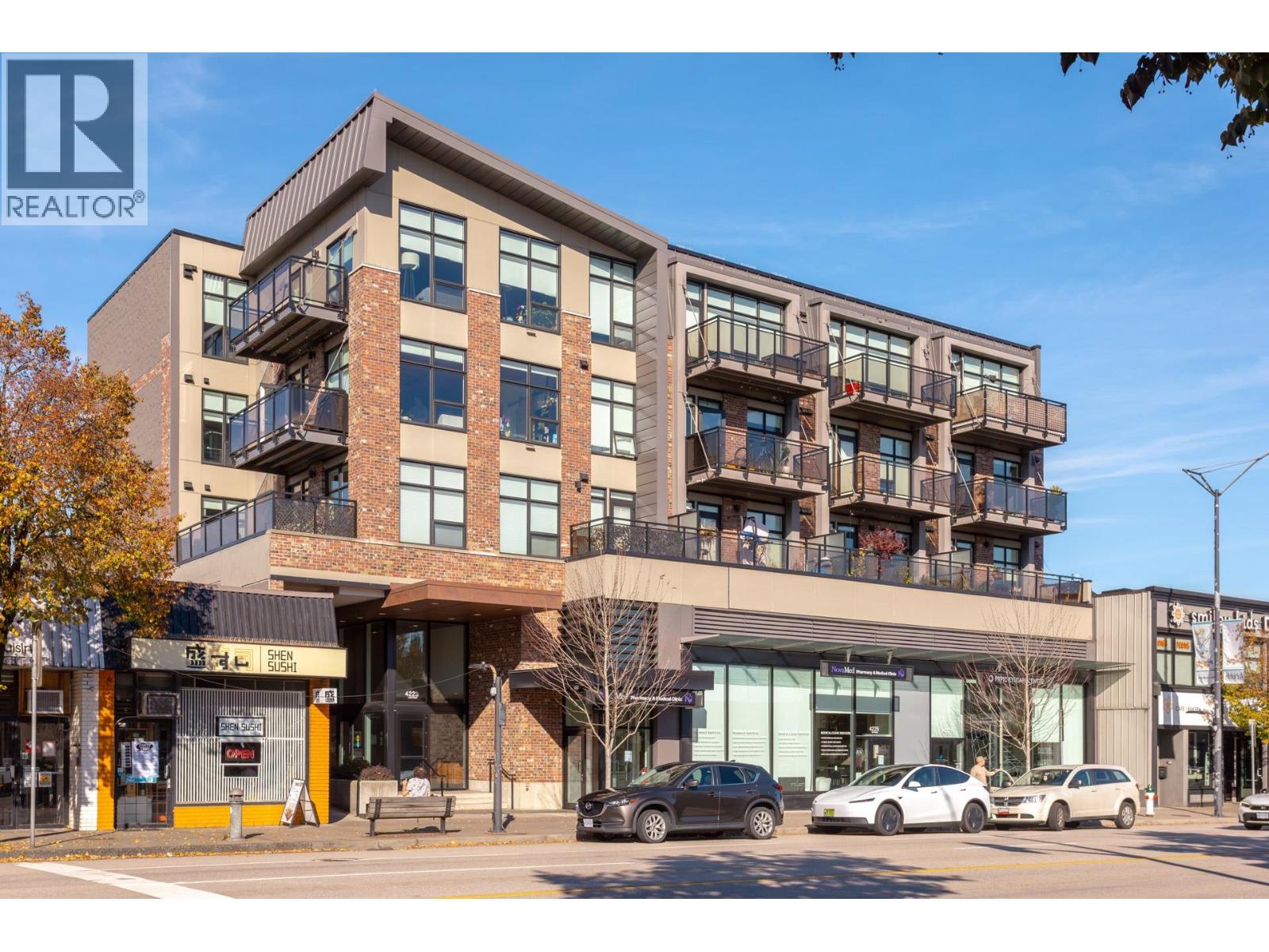 406 4223 Hastings Street, Burnaby, British Columbia  V5C 2J5 - Photo 3 - R3173475