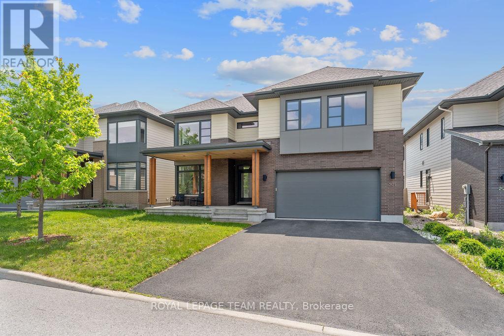 301 Long Acres Street, Ottawa, Ontario  K2M 0H1 - Photo 2 - X14087074