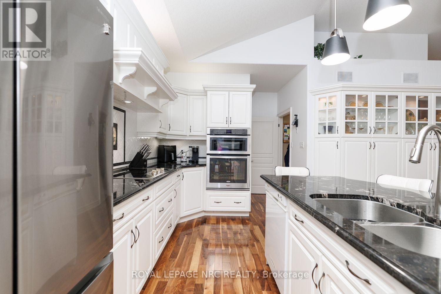 27 Parnell Road, St. Catharines, Ontario  L2N 2W1 - Photo 21 - X14087046