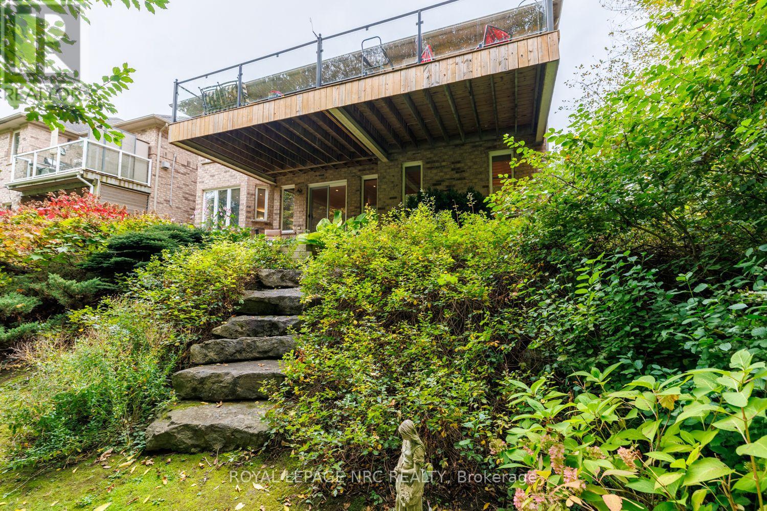 27 Parnell Road, St. Catharines, Ontario  L2N 2W1 - Photo 7 - X14087046