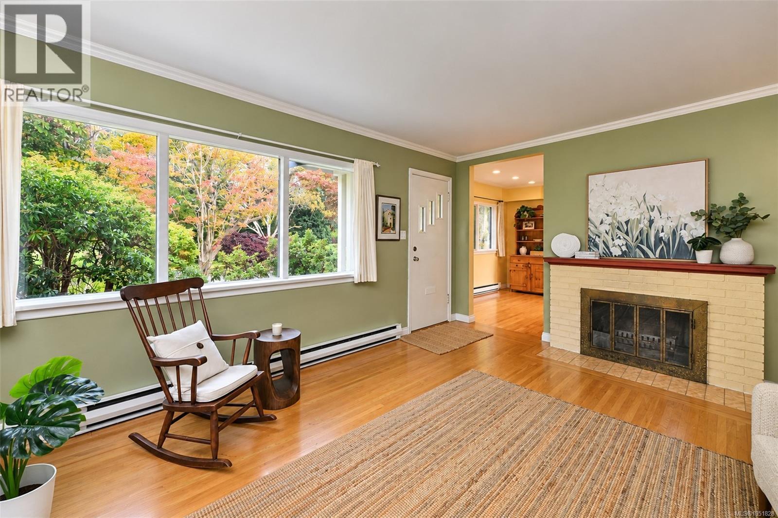 1635 Fairfield Rd, Victoria, British Columbia  V8S 1G4 - Photo 8 - 1051828