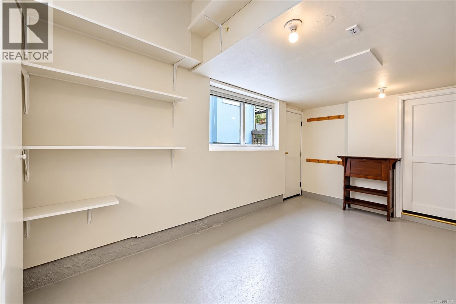 1635 Fairfield Rd, Victoria, British Columbia  V8S 1G4 - Photo 32 - 1051828
