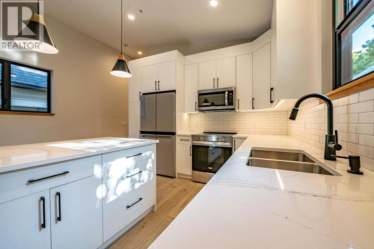 916 Carbonate Street Unit# 2, Nelson, British Columbia V1L 4R4 - Photo 20 - 10403663