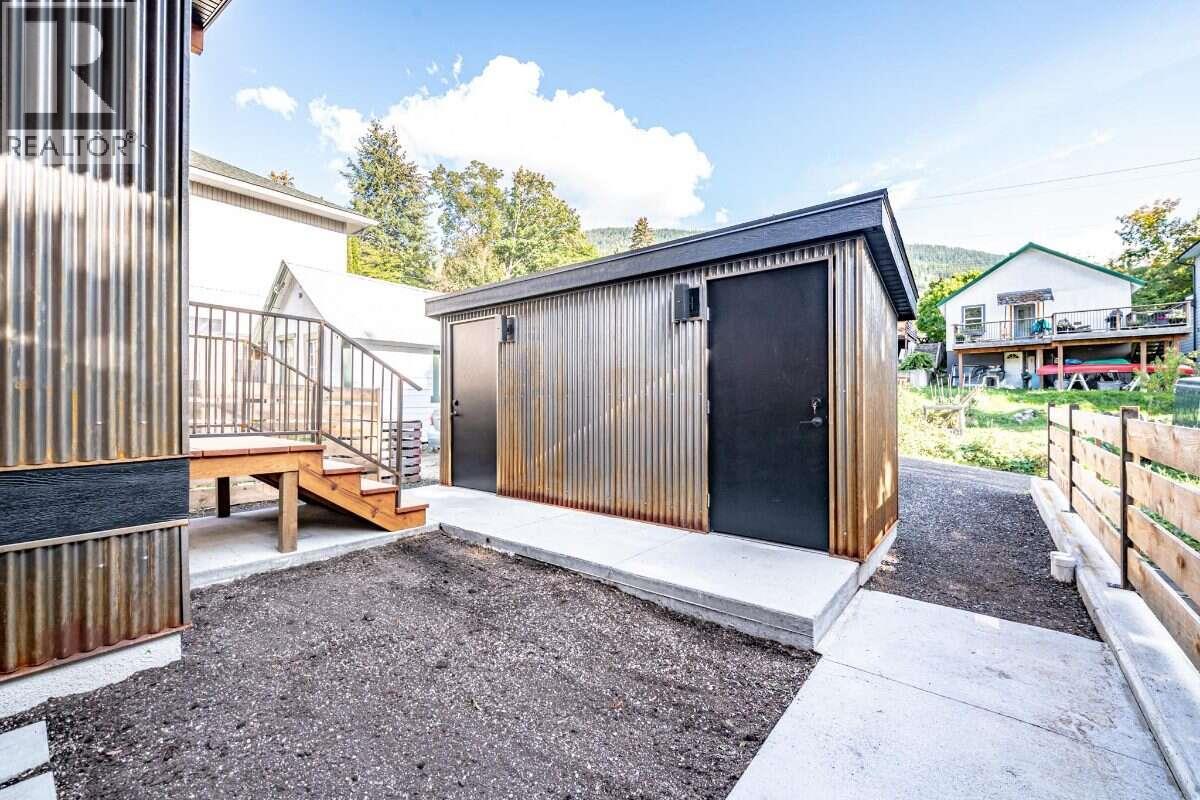 916 Carbonate Street Unit# 2, Nelson, British Columbia V1L 4R4 - Photo 6 - 10403663
