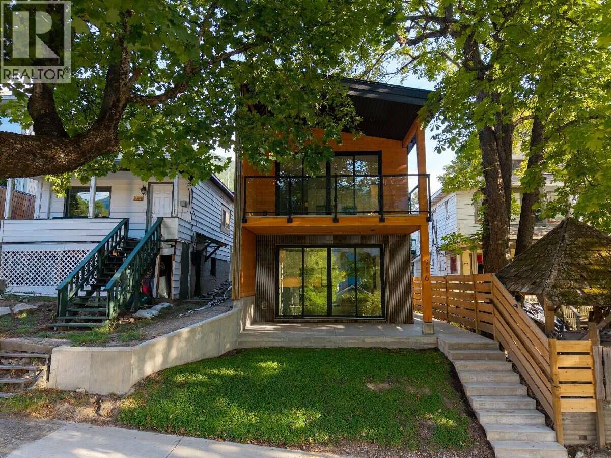 916 Carbonate Street Unit# 1, Nelson, British Columbia  V1L 4R4 - Photo 2 - 10403826