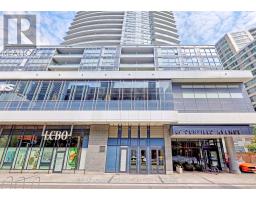 2202 - 89 DUNFIELD AVENUE, Toronto, Ontario