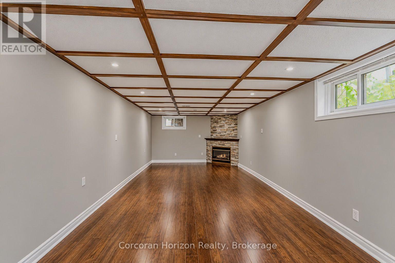 17 Taymall Street, Hamilton, Ontario  L8W 1Z7 - Photo 13 - X14087098