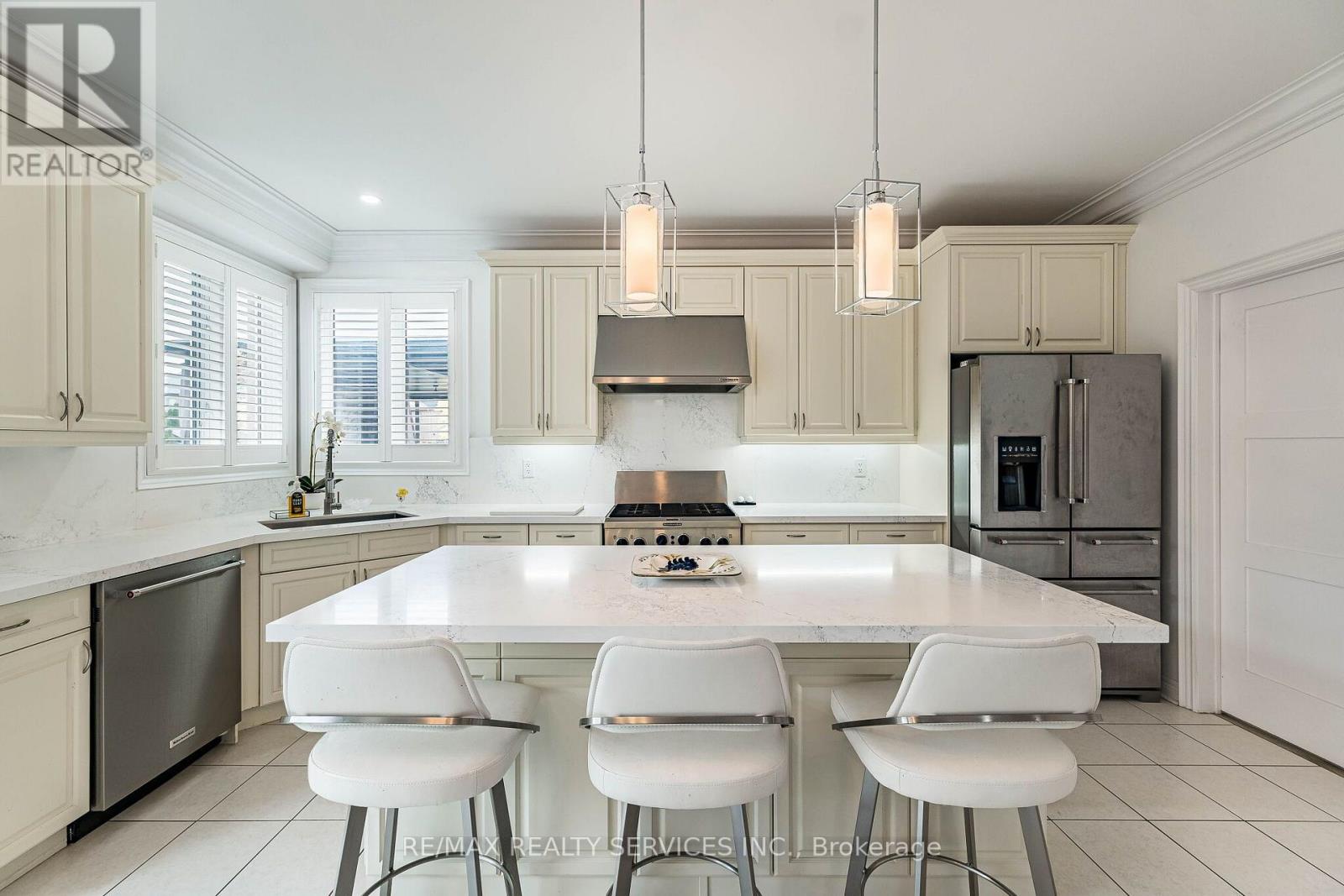 13 Vista Drive, Bradford West Gwillimbury (Bradford), Ontario  L3Z 0B6 - Photo 19 - N14087066