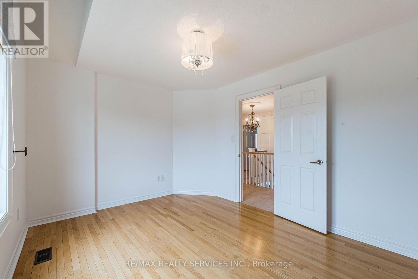 13 Vista Drive, Bradford West Gwillimbury (Bradford), Ontario  L3Z 0B6 - Photo 37 - N14087066