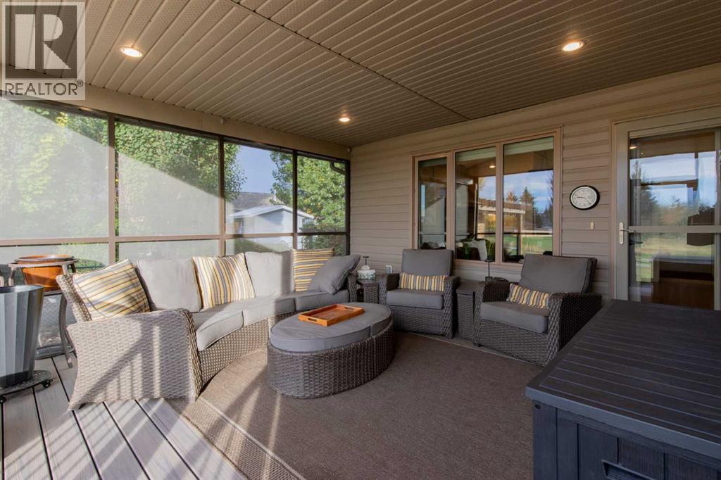 4 Canyoncrest Point W
