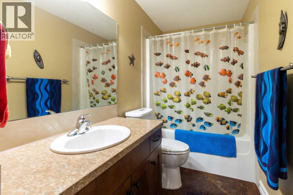 4 Canyoncrest Point W