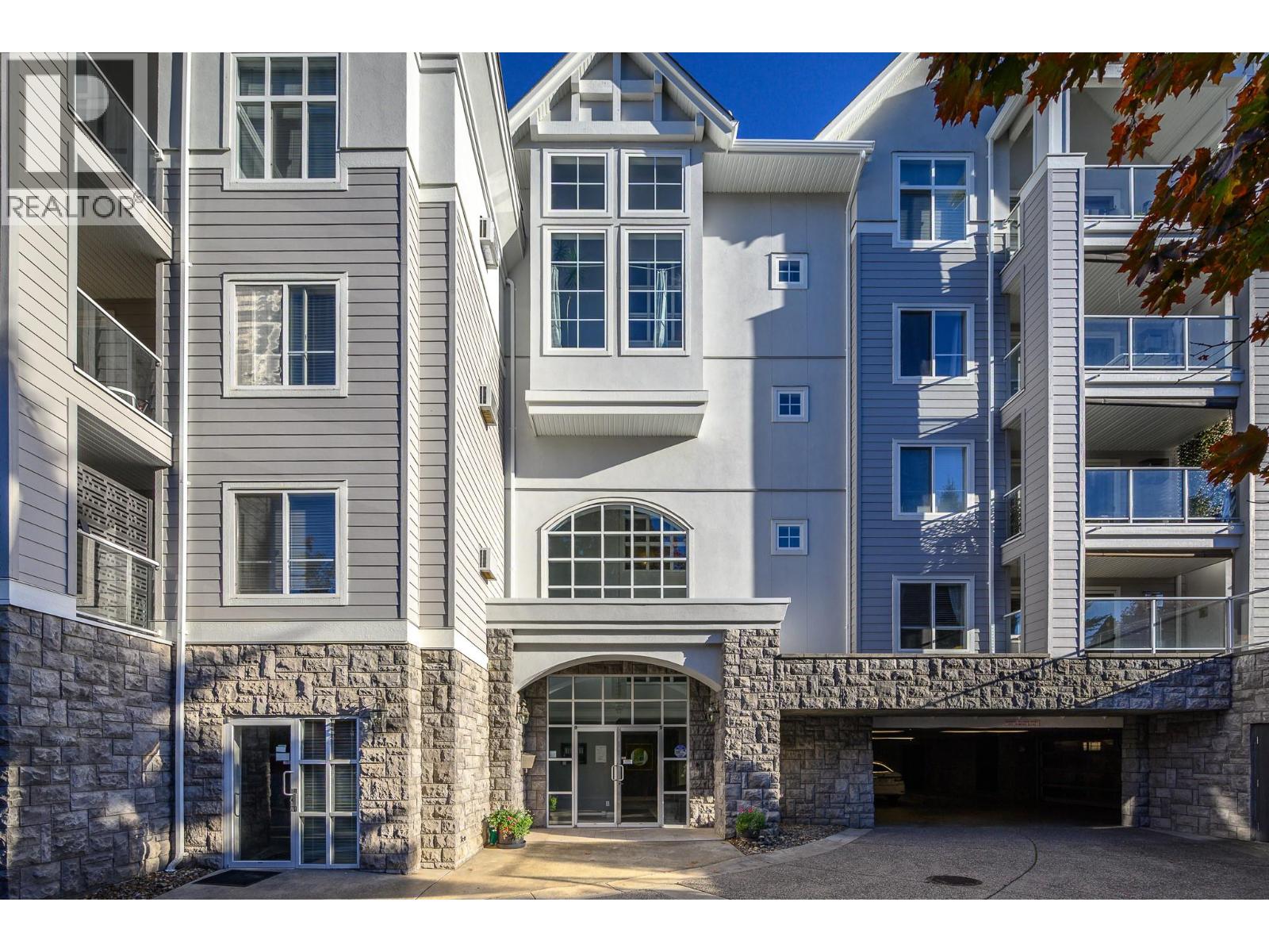 3220 Centennial Drive Unit# 106