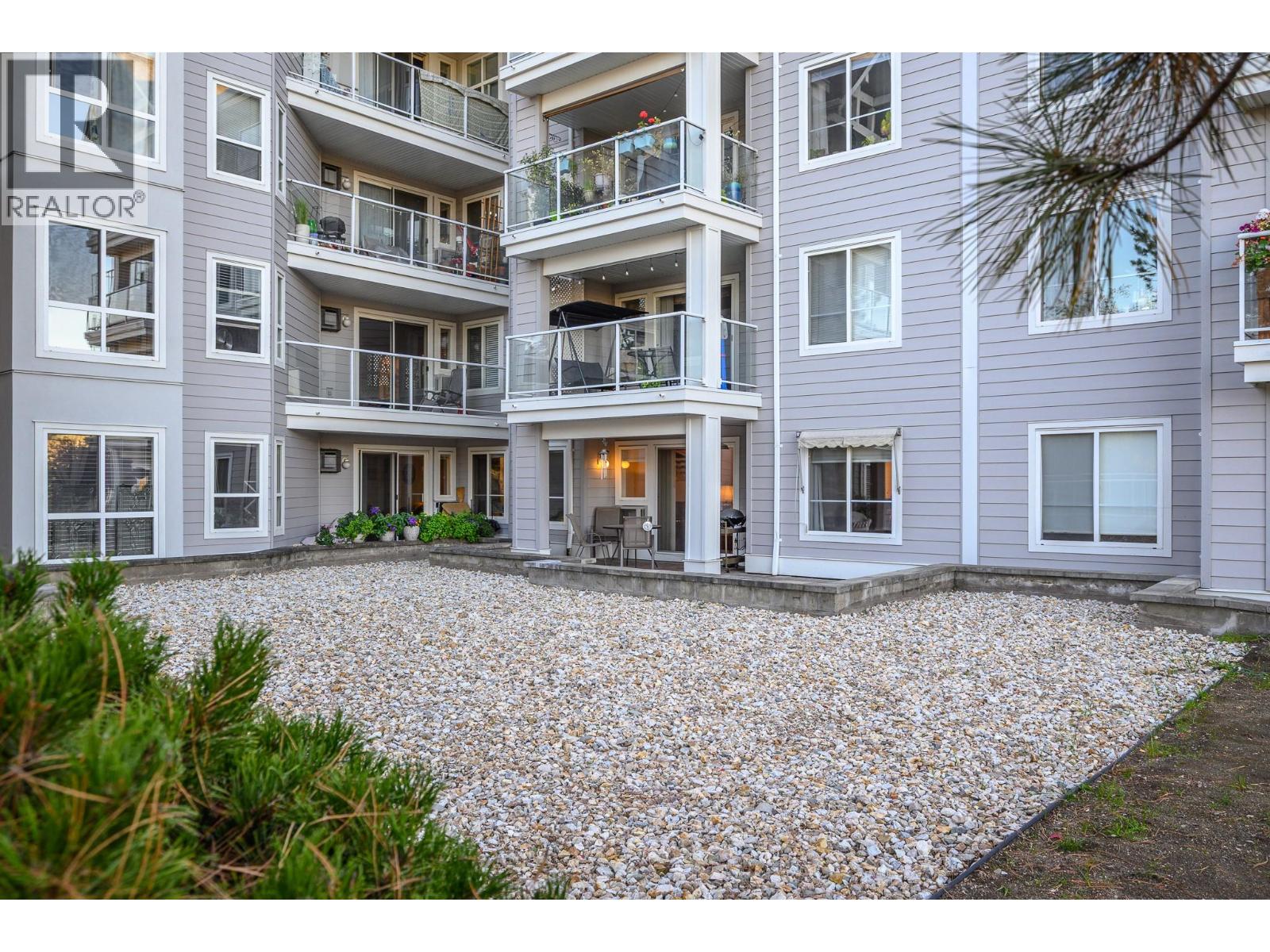 3220 Centennial Drive Unit# 106