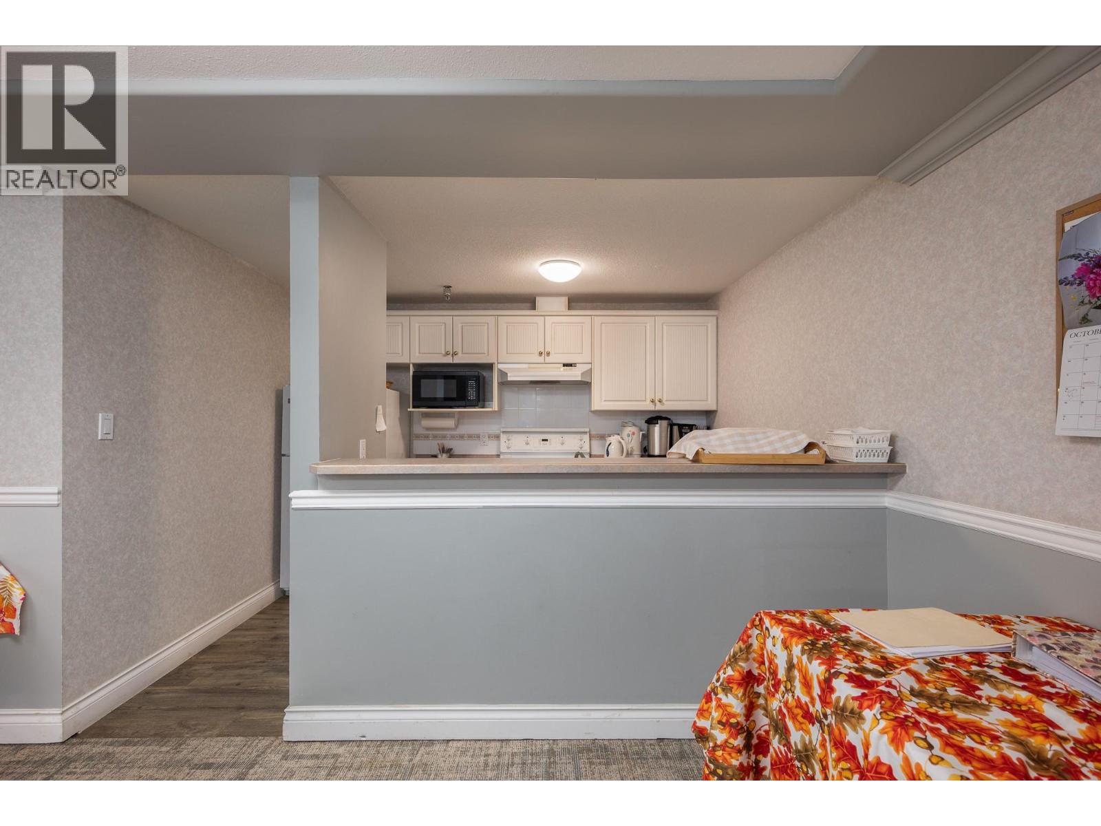 3220 Centennial Drive Unit# 106