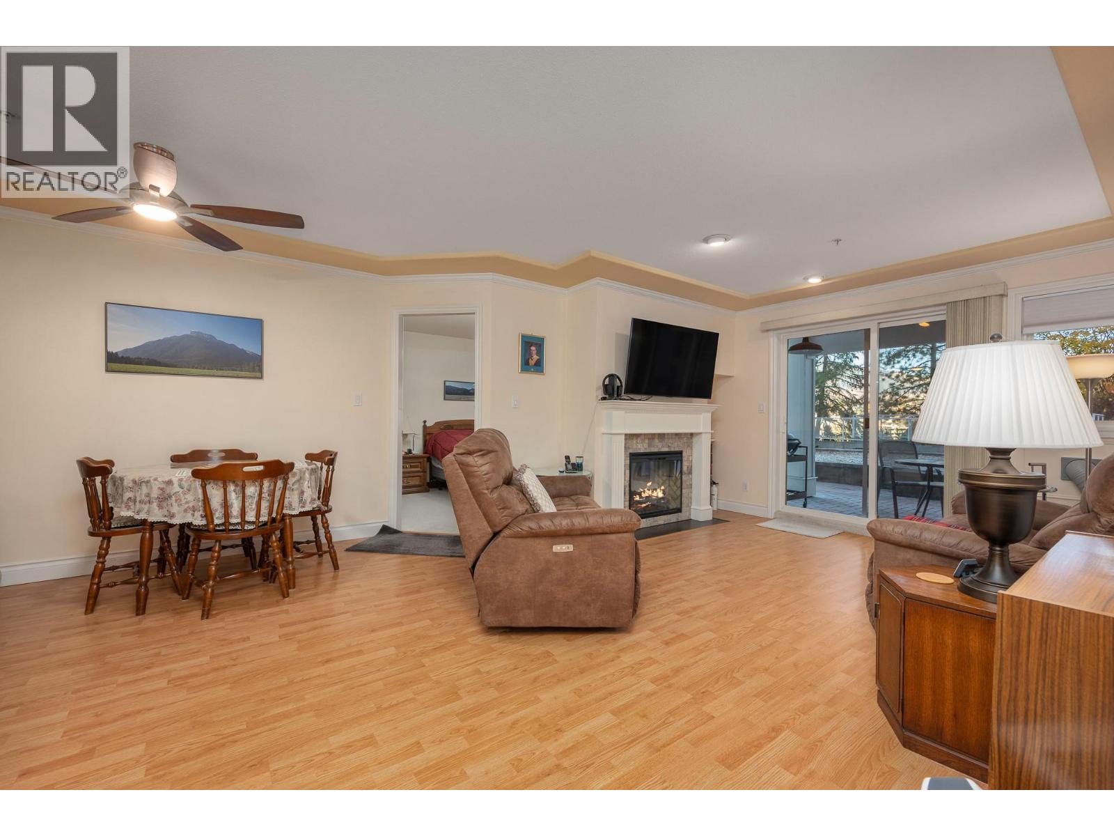 3220 Centennial Drive Unit# 106