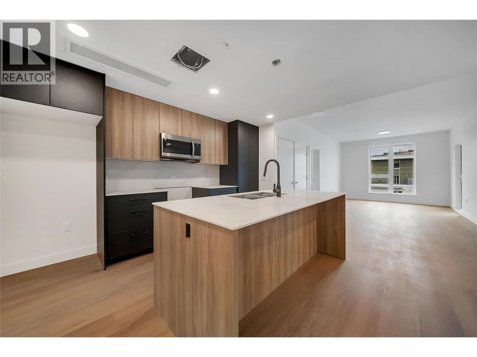 647 Clement Avenue Unit# 512, Kelowna, British Columbia  V1Y 7C7 - Photo 4 - 10403507