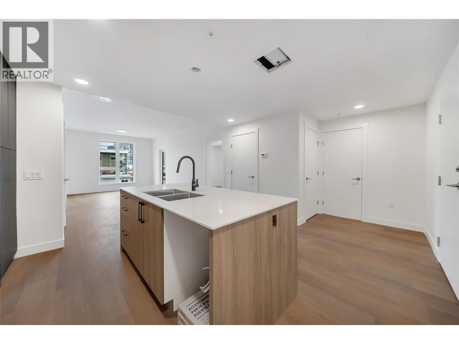 647 Clement Avenue Unit# 512, Kelowna, British Columbia  V1Y 7C7 - Photo 8 - 10403507