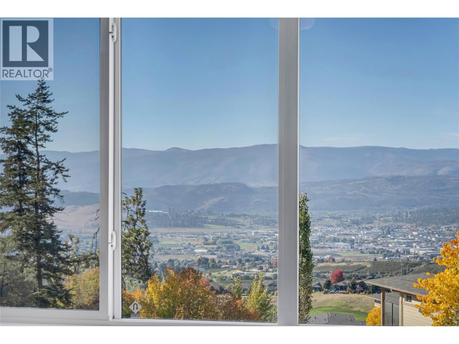2345 Spring Lane, Kelowna, British Columbia  V1P 1T8 - Photo 38 - 10403492