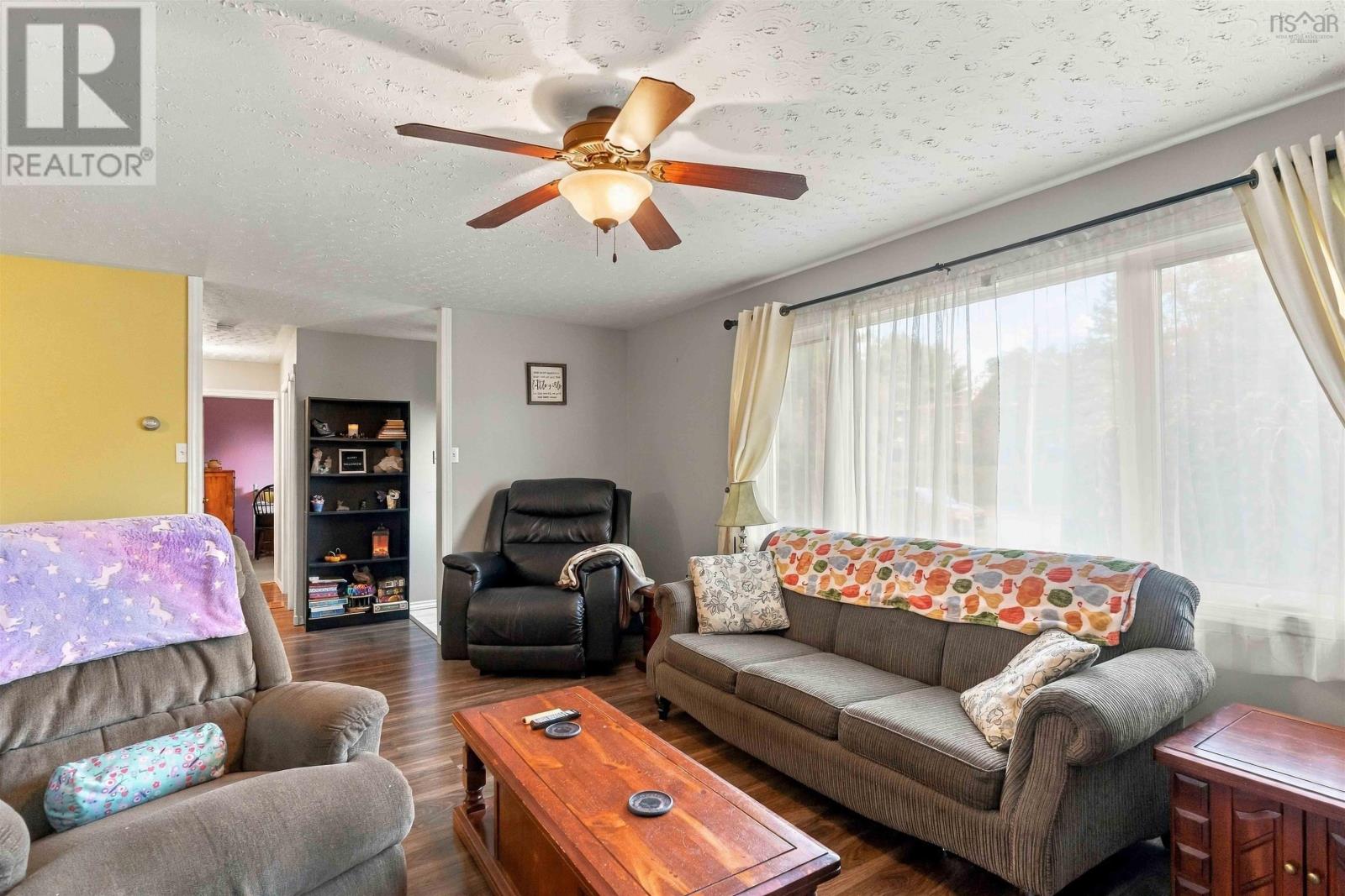 1130 Aalders Ave, New Minas, Nova Scotia  B4N 3H5 - Photo 5 - 202626009
