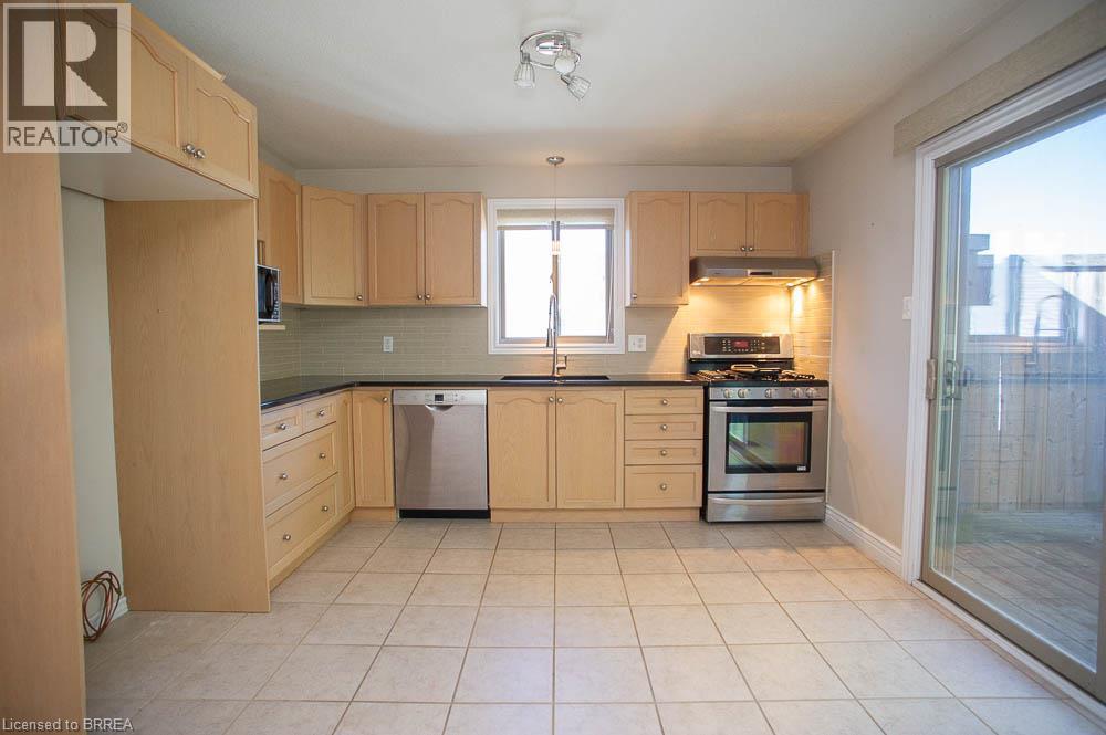 16 Bradbury Crescent, Paris, Ontario  N3L 4E1 - Photo 9 - 40869852