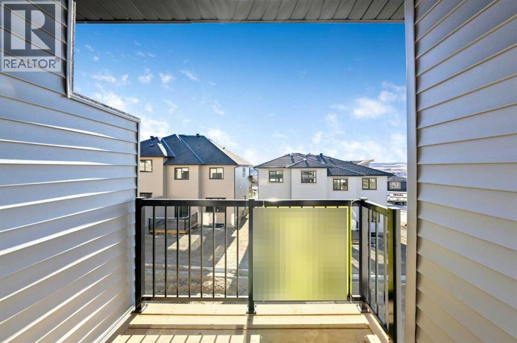 382 Heritage Boulevard, Cochrane, Alberta  T4C 0L3 - Photo 8 - A2344405