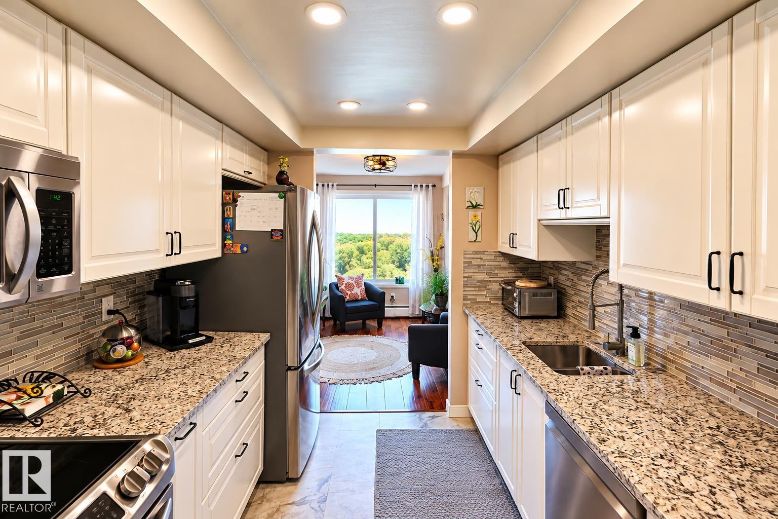 #333 4404 122 ST NW