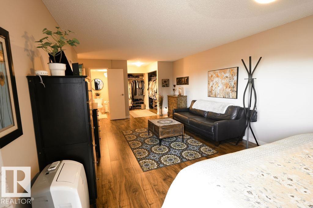 #333 4404 122 ST NW