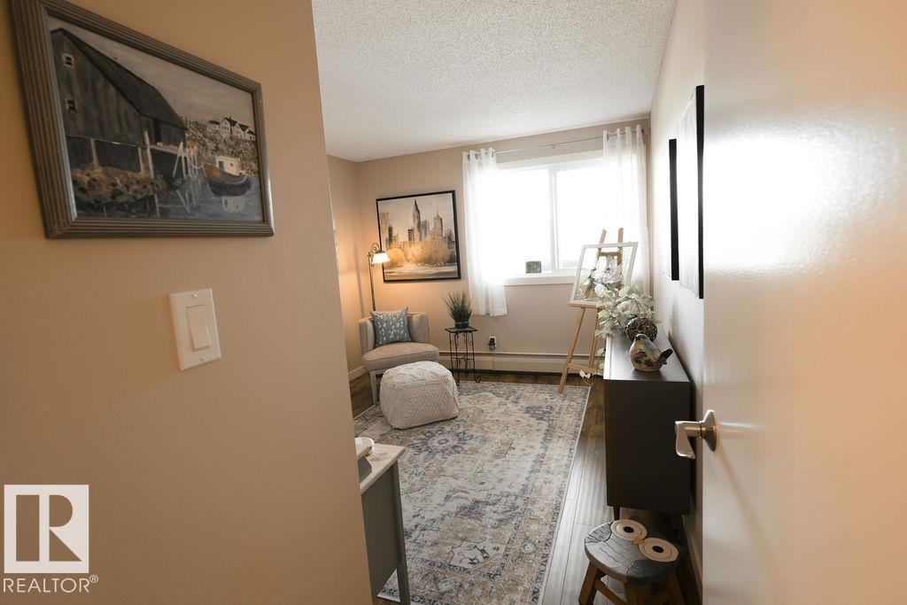 #333 4404 122 ST NW