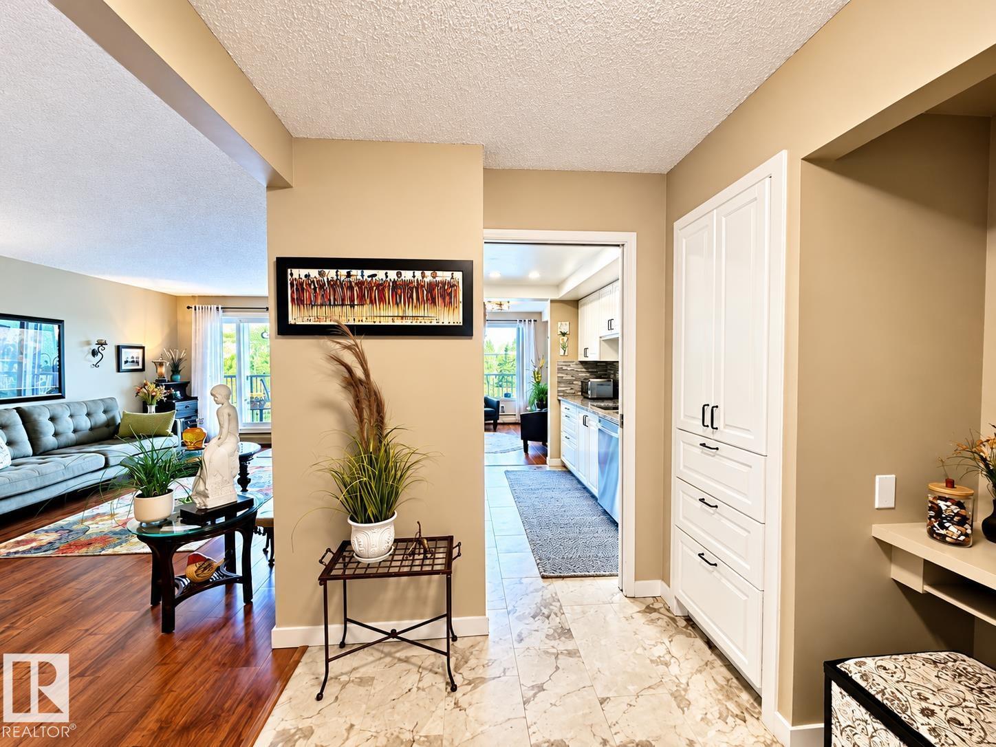 #333 4404 122 ST NW