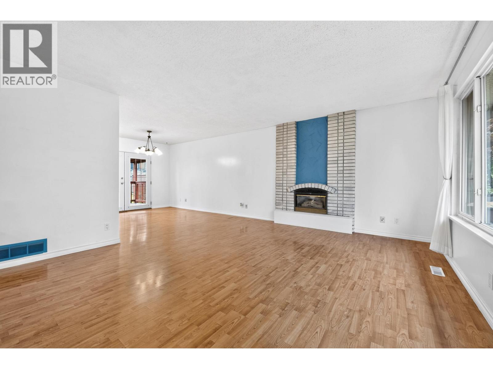 3204 Mariner Way, Coquitlam, British Columbia  V3C 4K7 - Photo 10 - R3175376