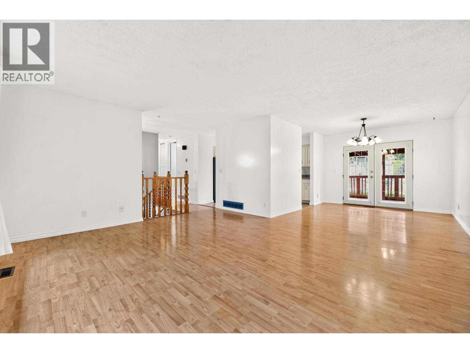 3204 Mariner Way, Coquitlam, British Columbia  V3C 4K7 - Photo 8 - R3175376