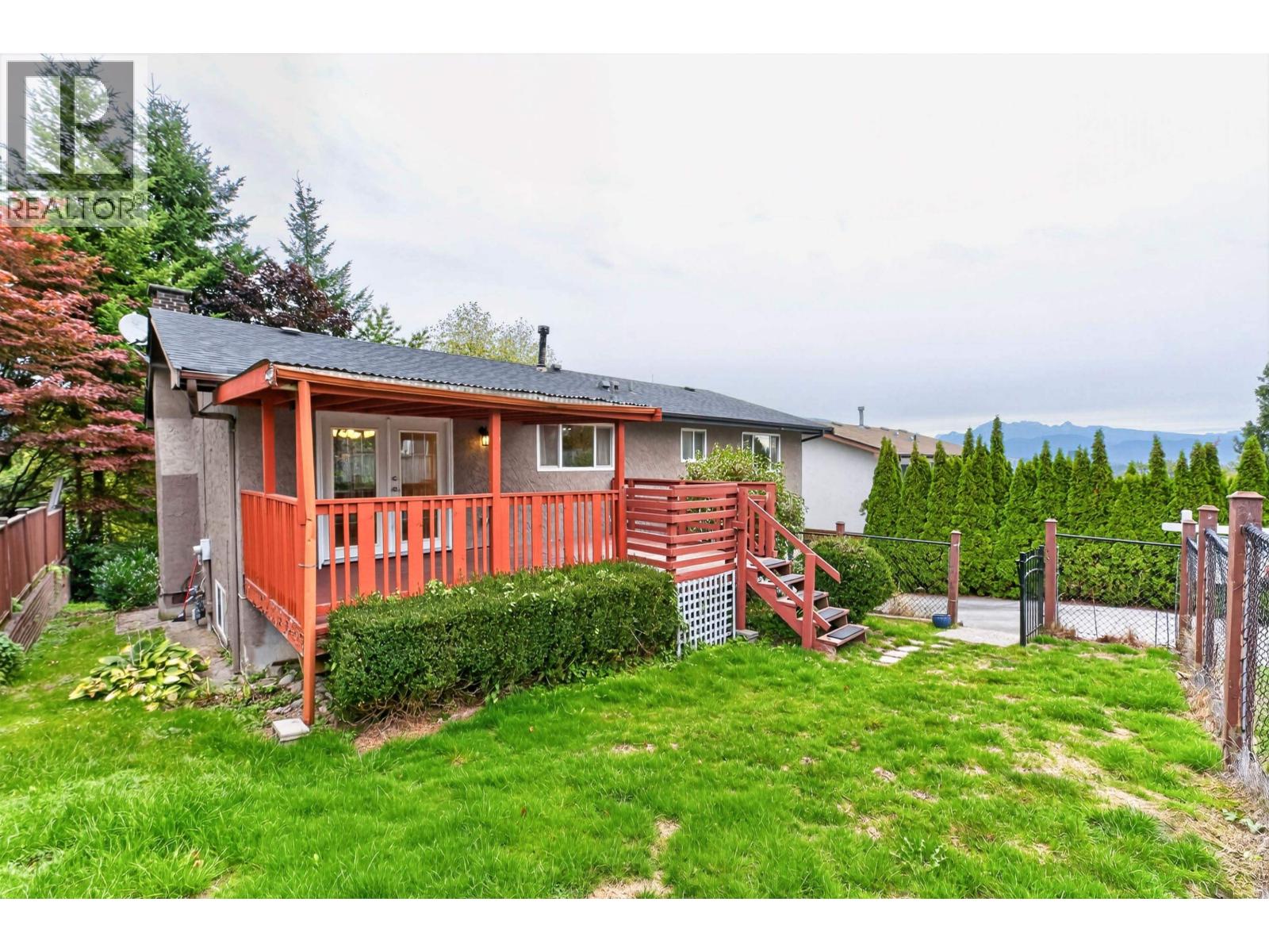 3204 Mariner Way, Coquitlam, British Columbia  V3C 4K7 - Photo 3 - R3175376