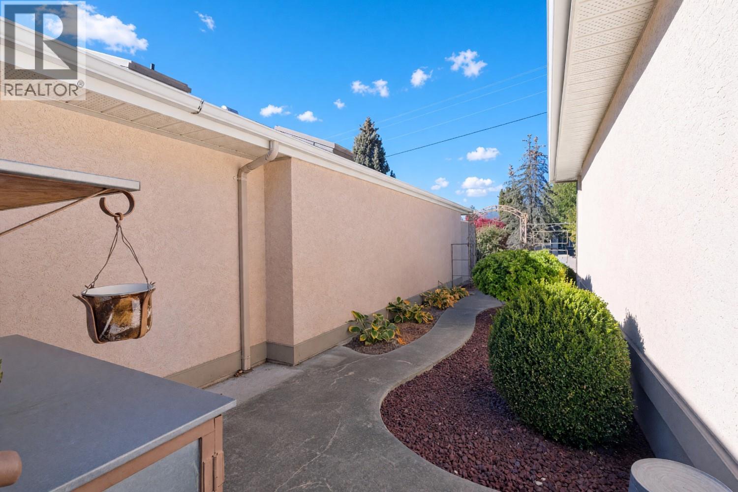 102 Forestbrook Place Unit# 203, Penticton, British Columbia  V2A 7N4 - Photo 48 - 10403478
