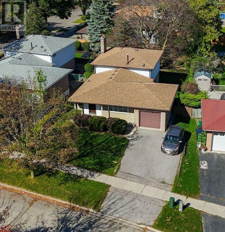 5 ERINLEA CRESCENT, Toronto, Ontario