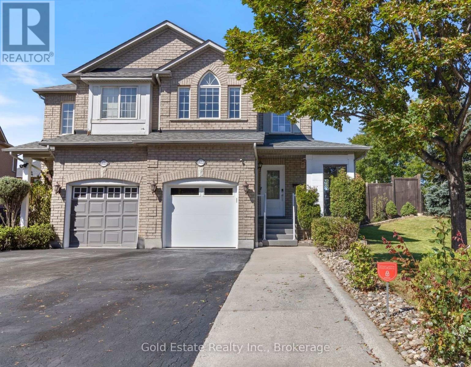 6653 Opera Glass Crescent, Mississauga, Ontario  L5W 1R8 - Photo 3 - W13877440