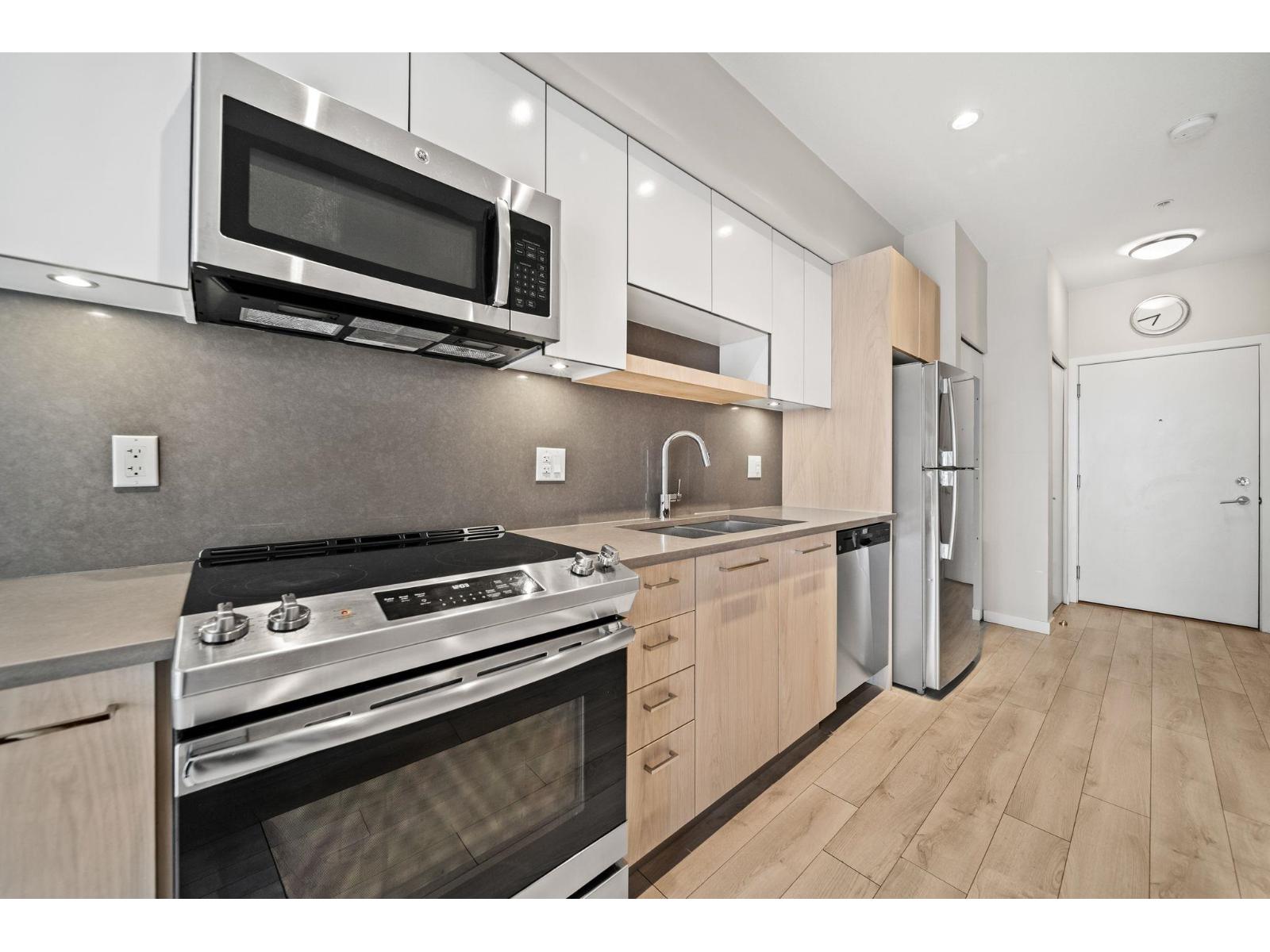 303 13768 108 Avenue, Surrey, British Columbia  V3T 0L9 - Photo 10 - R3176056