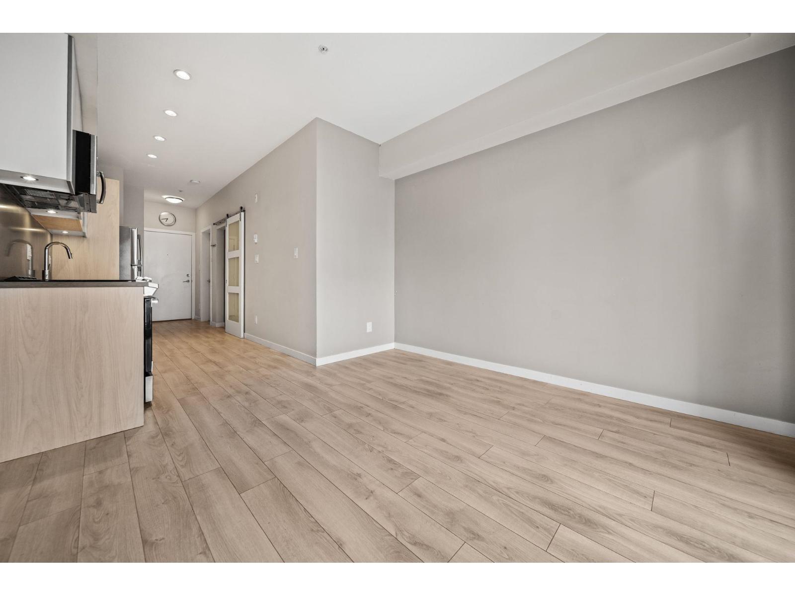 303 13768 108 Avenue, Surrey, British Columbia  V3T 0L9 - Photo 12 - R3176056