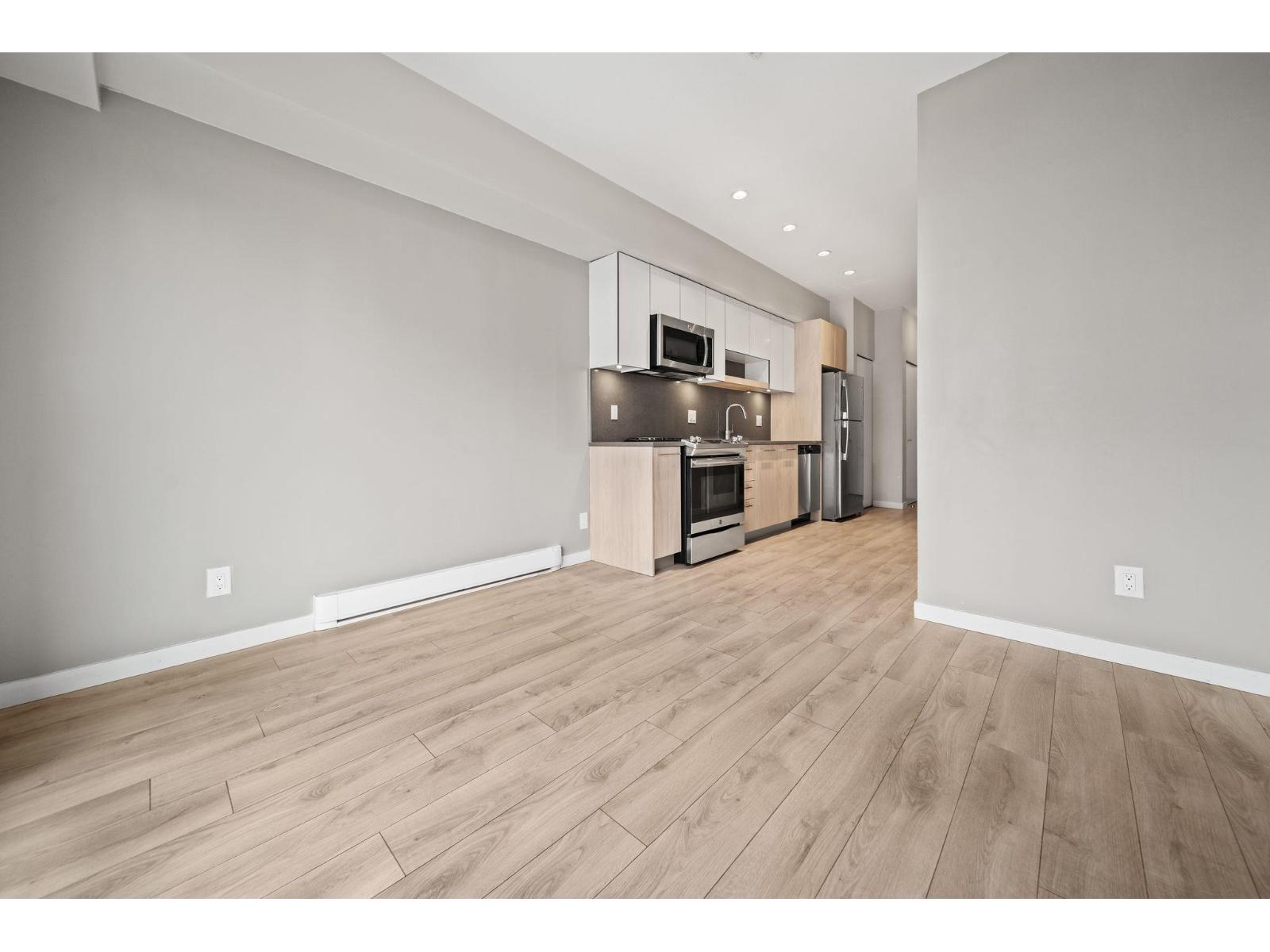 303 13768 108 Avenue, Surrey, British Columbia  V3T 0L9 - Photo 13 - R3176056