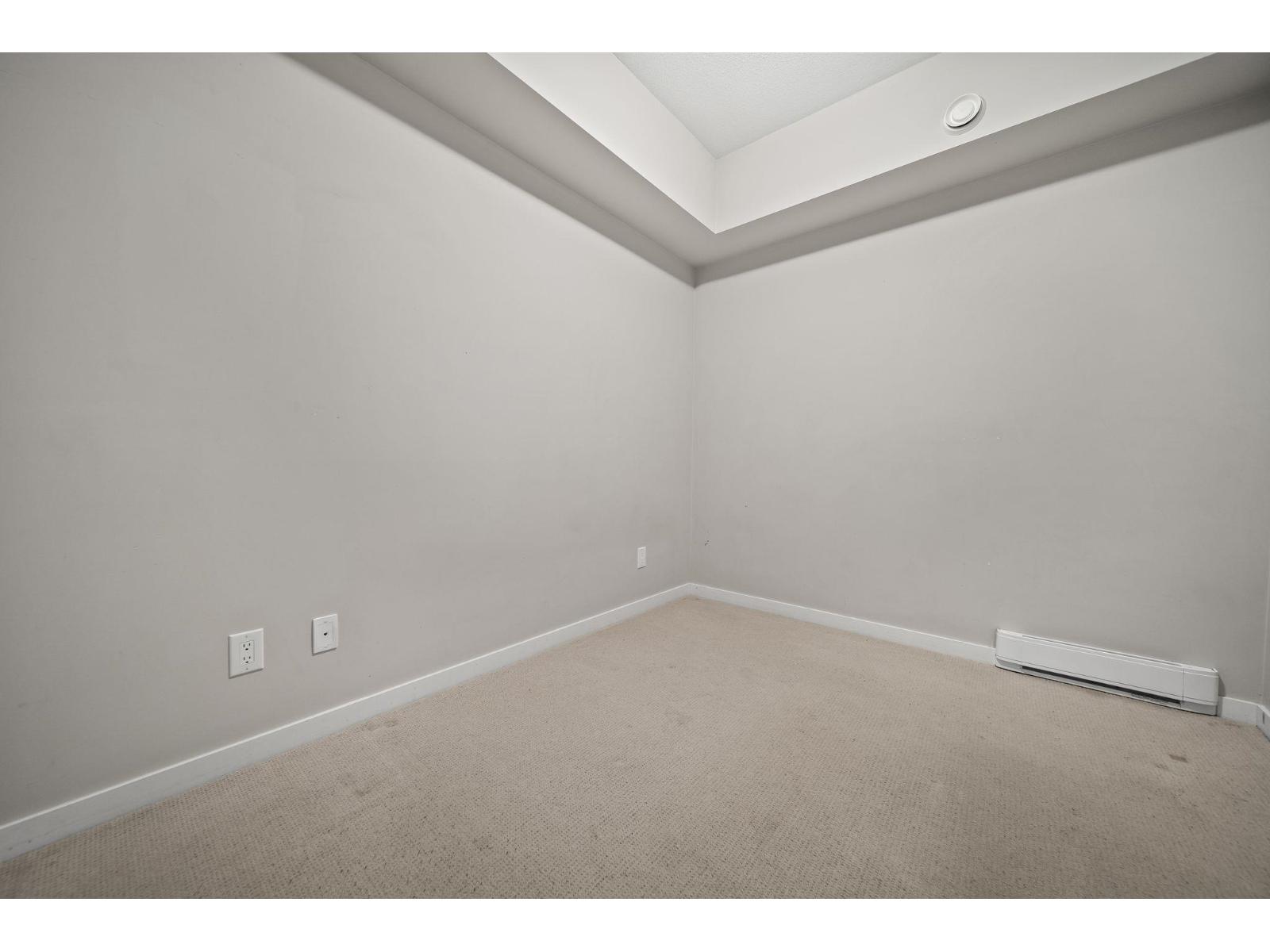 303 13768 108 Avenue, Surrey, British Columbia  V3T 0L9 - Photo 4 - R3176056