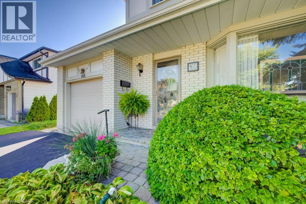 165 Mcgarry Drive, Kitchener, Ontario  N2N 1A8 - Photo 3 - 40861413
