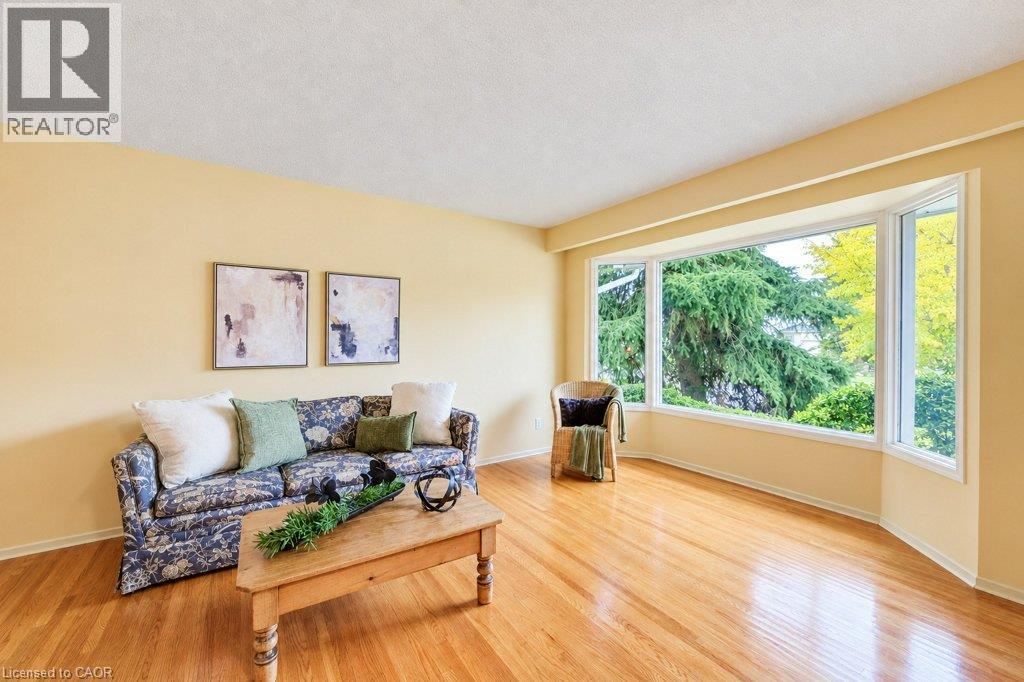 165 Mcgarry Drive, Kitchener, Ontario  N2N 1A8 - Photo 6 - 40861413