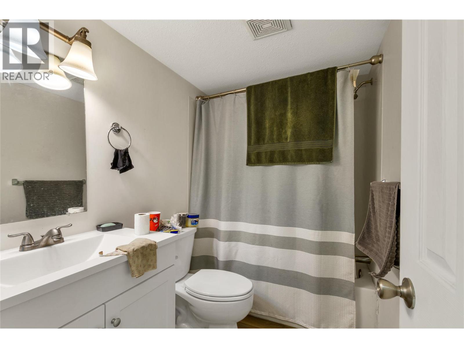 3815 Okanagan Avenue, Vernon, British Columbia  V1T 1K7 - Photo 25 - 10403724