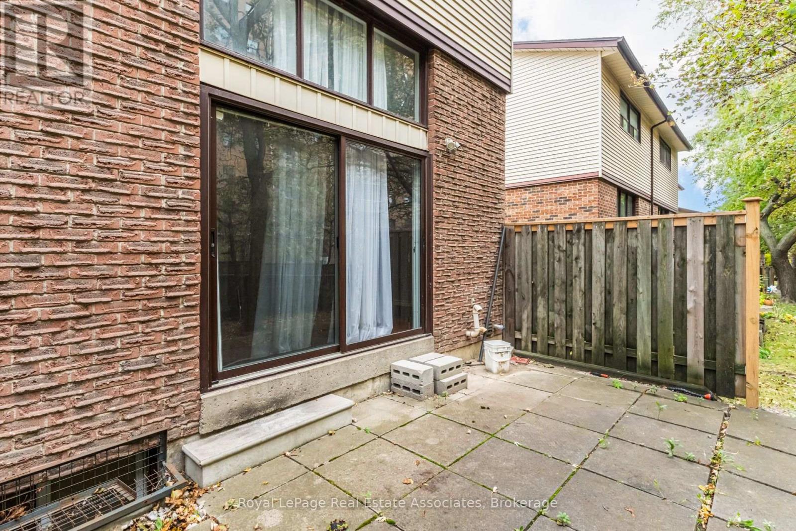 11 - 11 Mccallum Court, Brampton, Ontario  L6W 3M4 - Photo 44 - W14084580