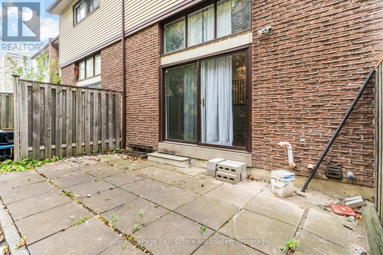 11 - 11 Mccallum Court, Brampton, Ontario  L6W 3M4 - Photo 45 - W14084580