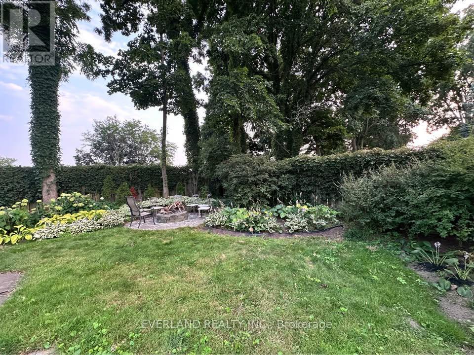Ensuite 2 - 3369 St Paul Avenue, Niagara Falls, Ontario  L2J 2M3 - Photo 13 - X14030038