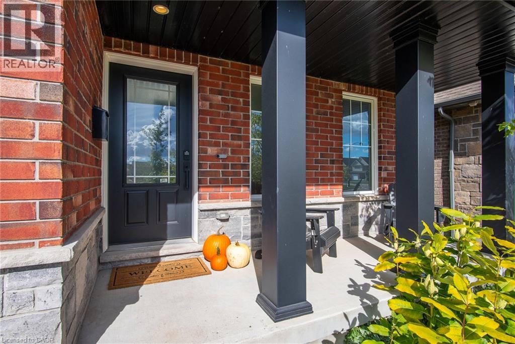 290 William Street, Elmira, Ontario  N3B 0B5 - Photo 2 - 40871728
